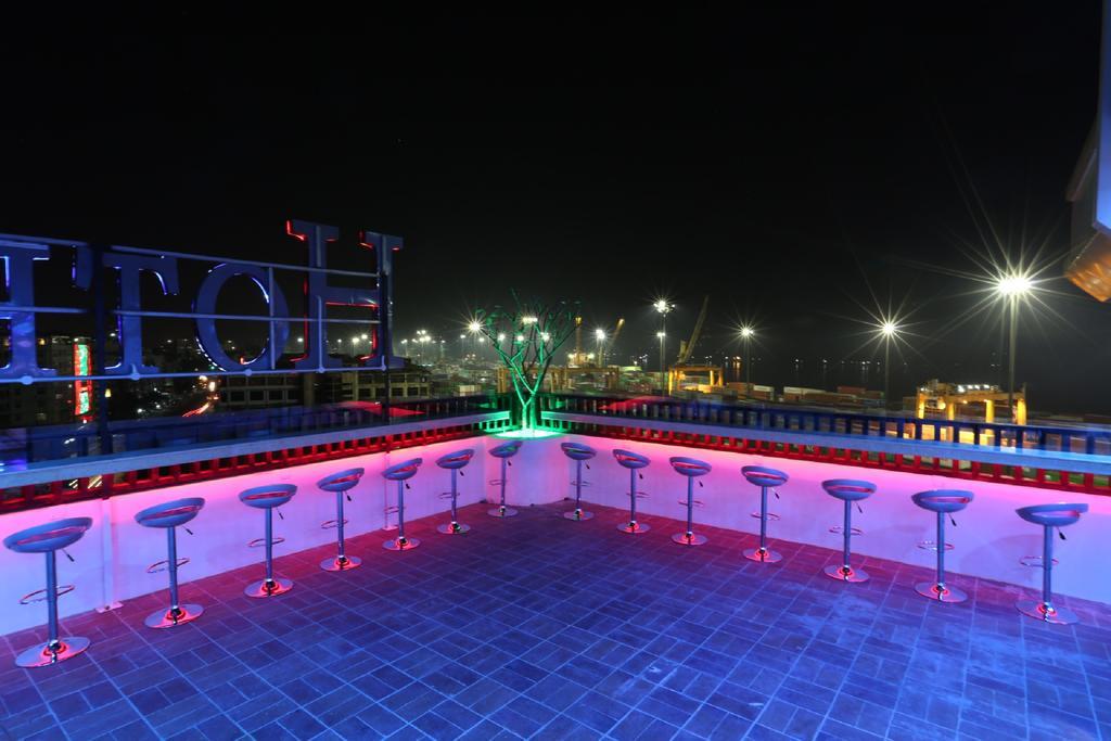 Hotel Royal King Yangon Esterno foto
