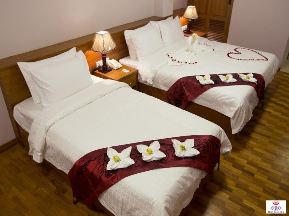 Hotel Royal King Yangon Esterno foto